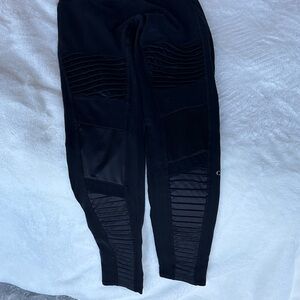 Black Alo Moto Leggings